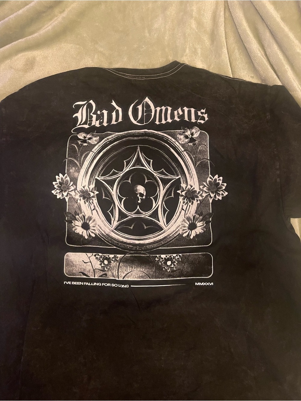 Bad Omens Floral Skull Mineral Wash T-Shirt - Picture 4 of 5